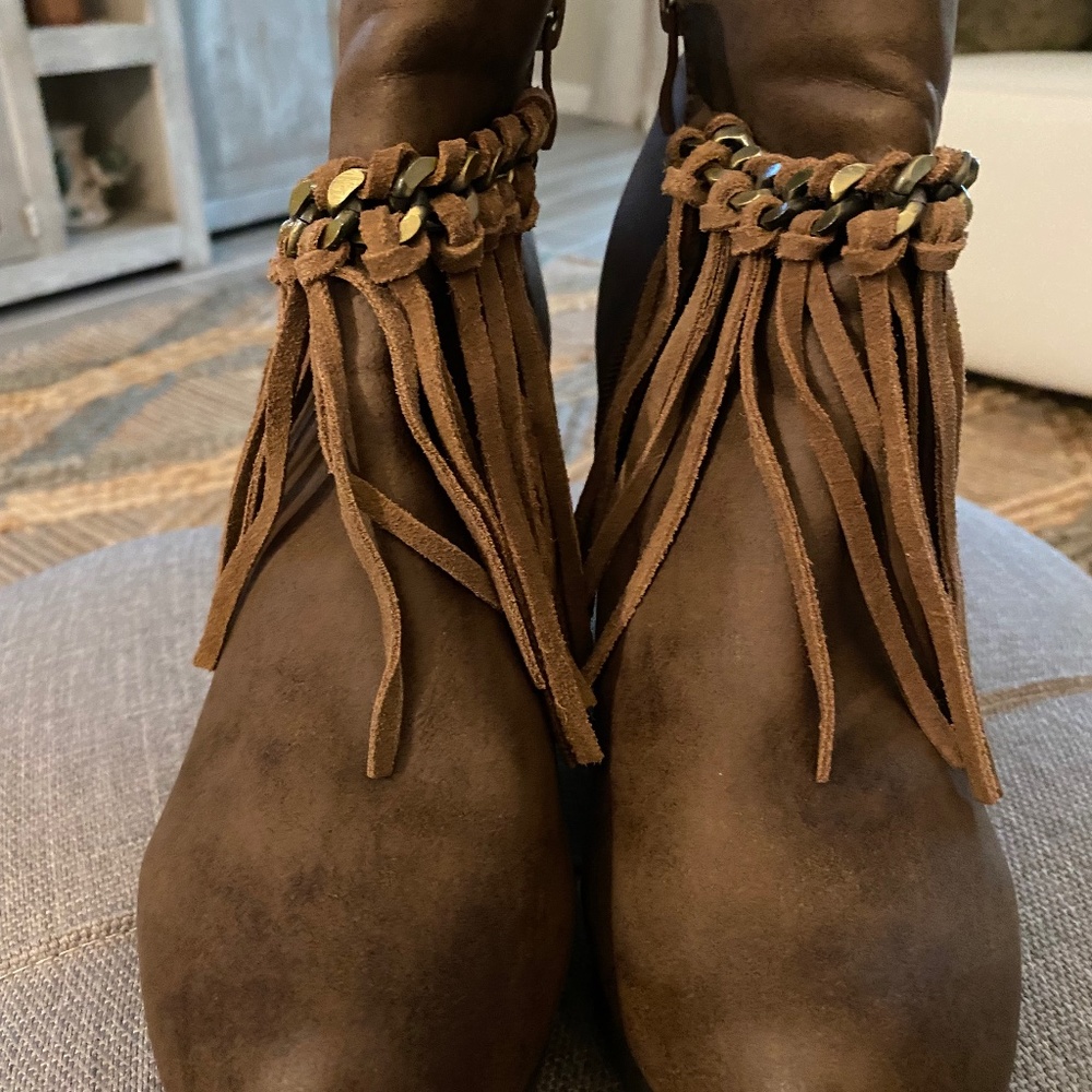 Sbicca Vintage Collections Platform fringe boot